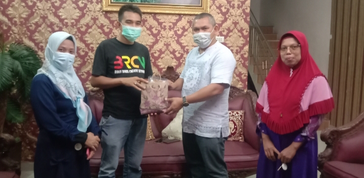 Jalin Silaturahmi, BRCN TPTM Rohil Lakukan Kunjungan Ke rumah Suratmin