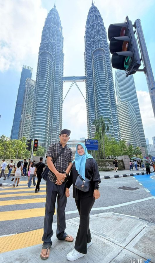 Rahmat Pantun dan Istri Kunjungi Malaysia, Pererat Silaturahmi Kesenian Bersama Seniman Malaysia 