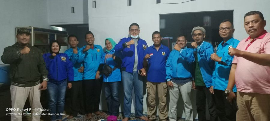 Sambil Buka Puasa Bersama, KNPI Riau Konsisten Kibarkan Bendera Ryano Panjaitan