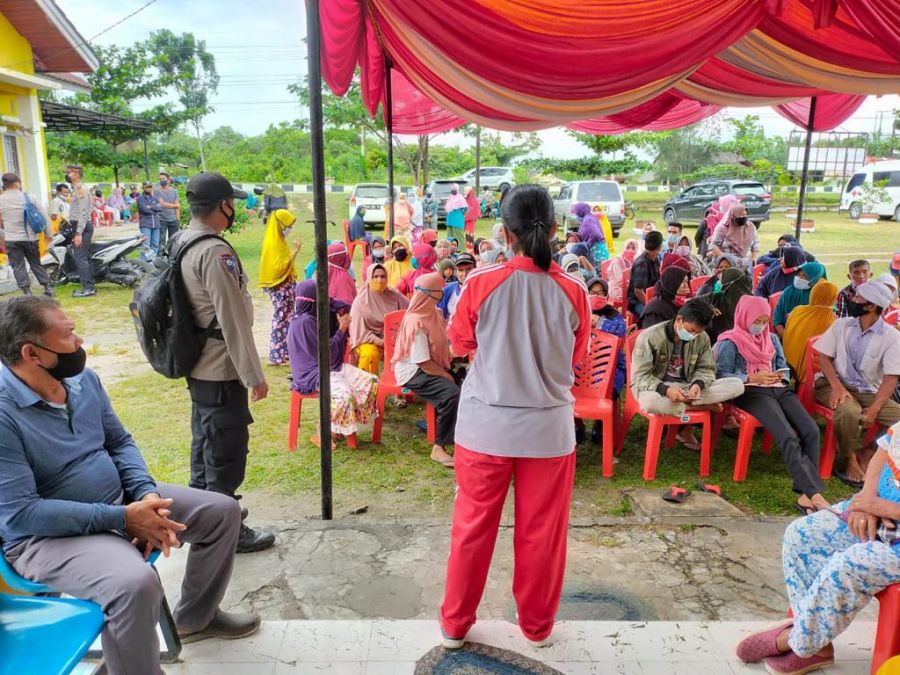 Sambut HUT Bhayangkara Ke-75, Polsek TPTM Mengadakan Vaksin Gratis