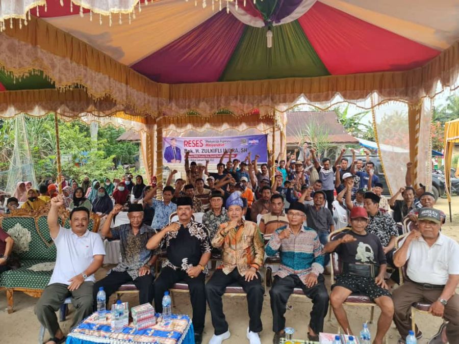 Warga Antusias Hadiri Reses H Zulkifli Indra,  S,H Di Kepenghuluan Suka Maju