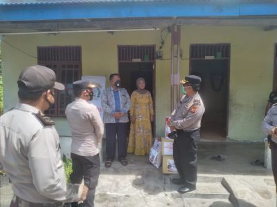 Polsek TPTM Anjangsana ke Purnawirawan dan Warakawuri Polri jelang Hari Bhayangkara ke-76